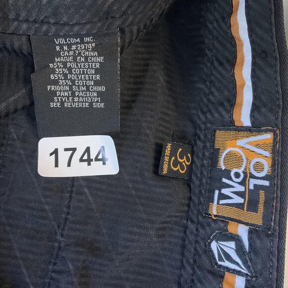 Volcom Men Pants 33 Black Chino Twill Frickin Slim Logo Button 32" Inseam - Picture 3 of 11